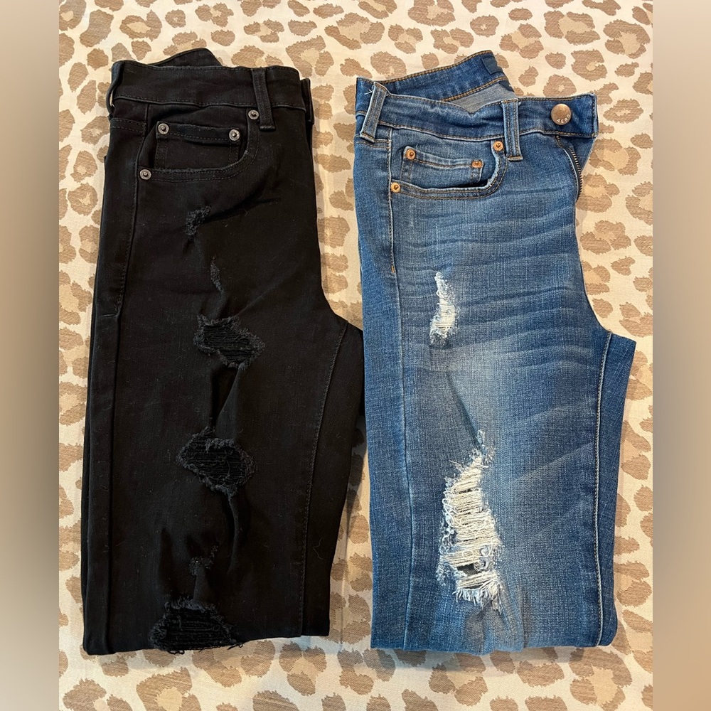 Aeropostale High Waisted Jeggings Size 4 Destroyed Denim Style Size 4 Regular